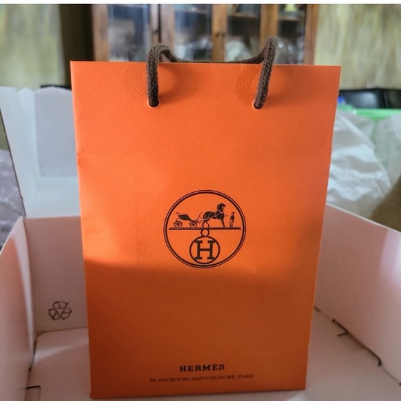 SOLD:Authentic HERMES Loquet Quartz Gold Dial Ladies Bangle Watch - Picture 9 of 9